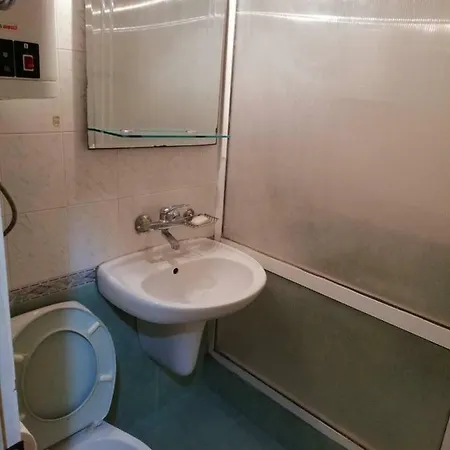 Apartment 85 Булевард „Пещерско Шосе“ *